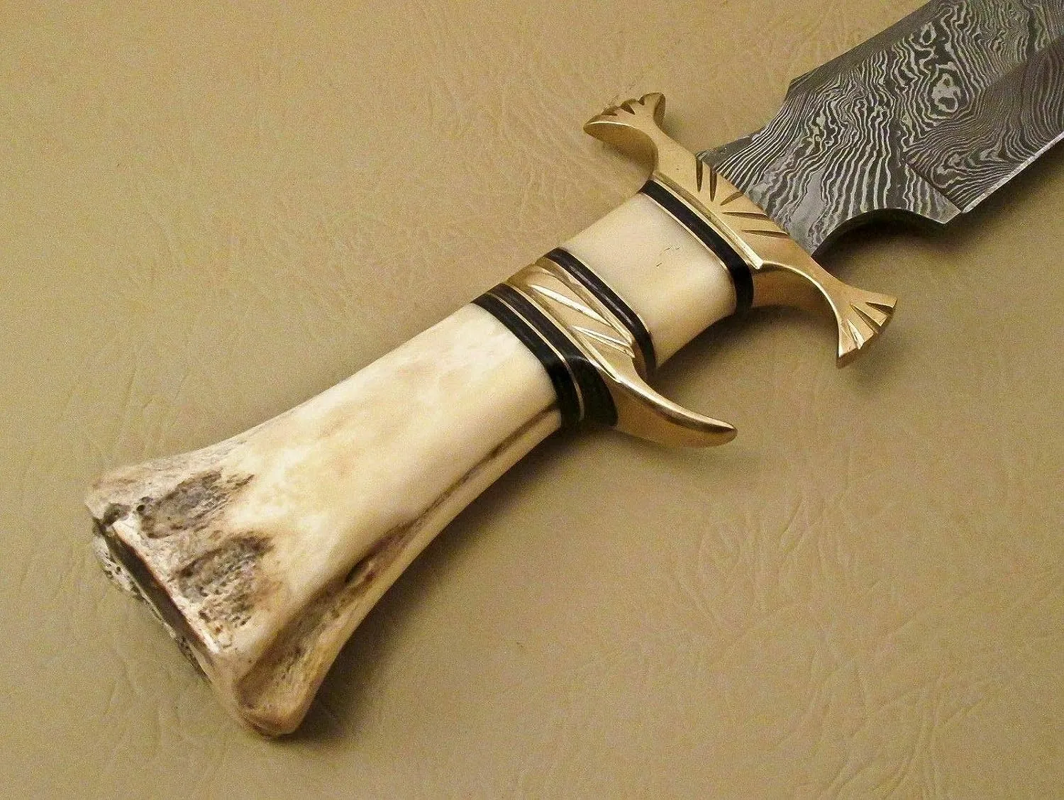 15" Handmade Damascus Steel Hunting Knife, Hand Forged Damascus Steel Fixed Blade Bowie Knife, Fix, Genuine Leather Sheath, Camel Bone Handle Firm Grip (White)