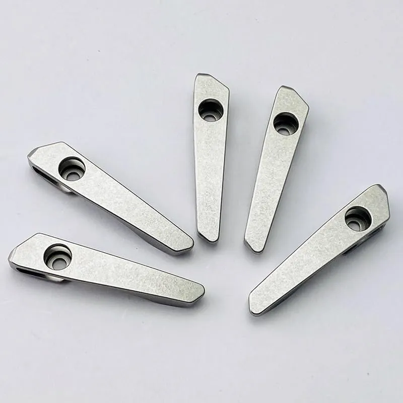1PC Titanium Alloy Pocket Clip with Screw Fit for Strider SMF SNG, Custom Handmade CNC Integrated Deep Carry Back Clip(Silver)