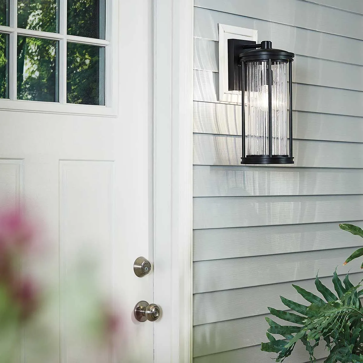 Barras 1 Light Medium Wall Lantern | Black