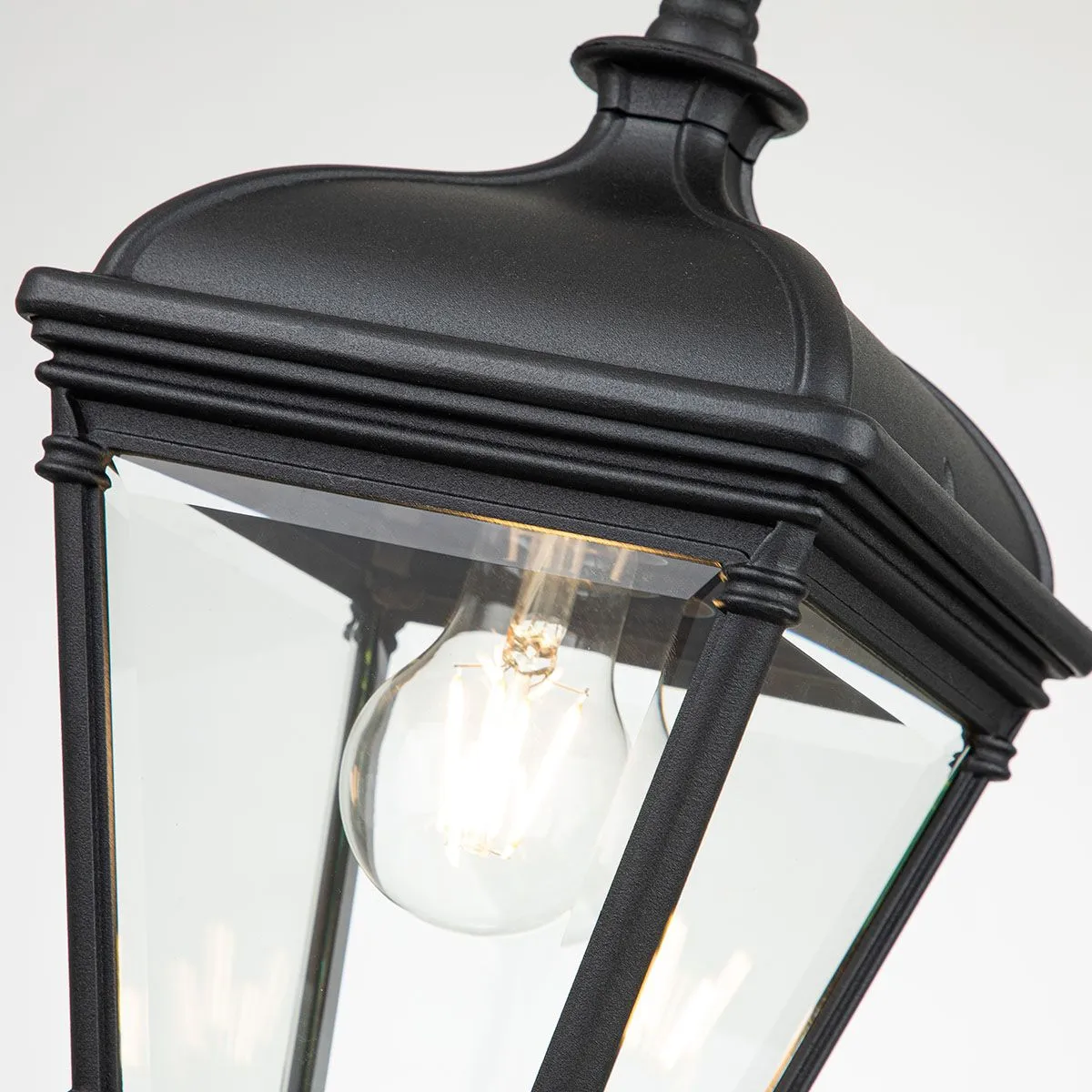 Bayview 1 Light Medium Chain Lantern  | Black