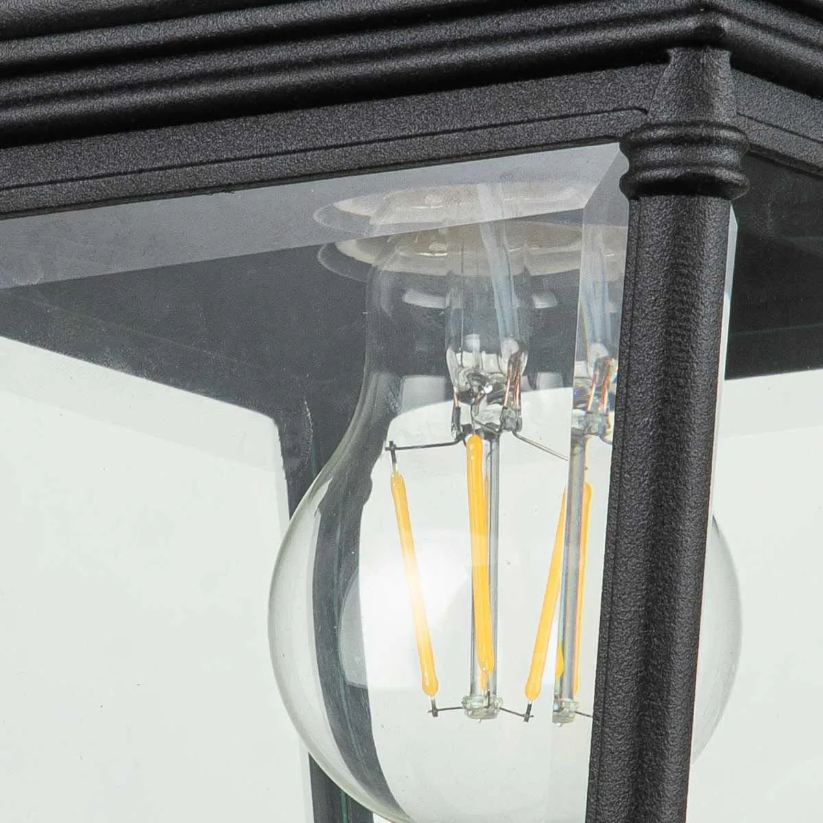 Bayview 1 Light Medium Wall Lantern | Black
