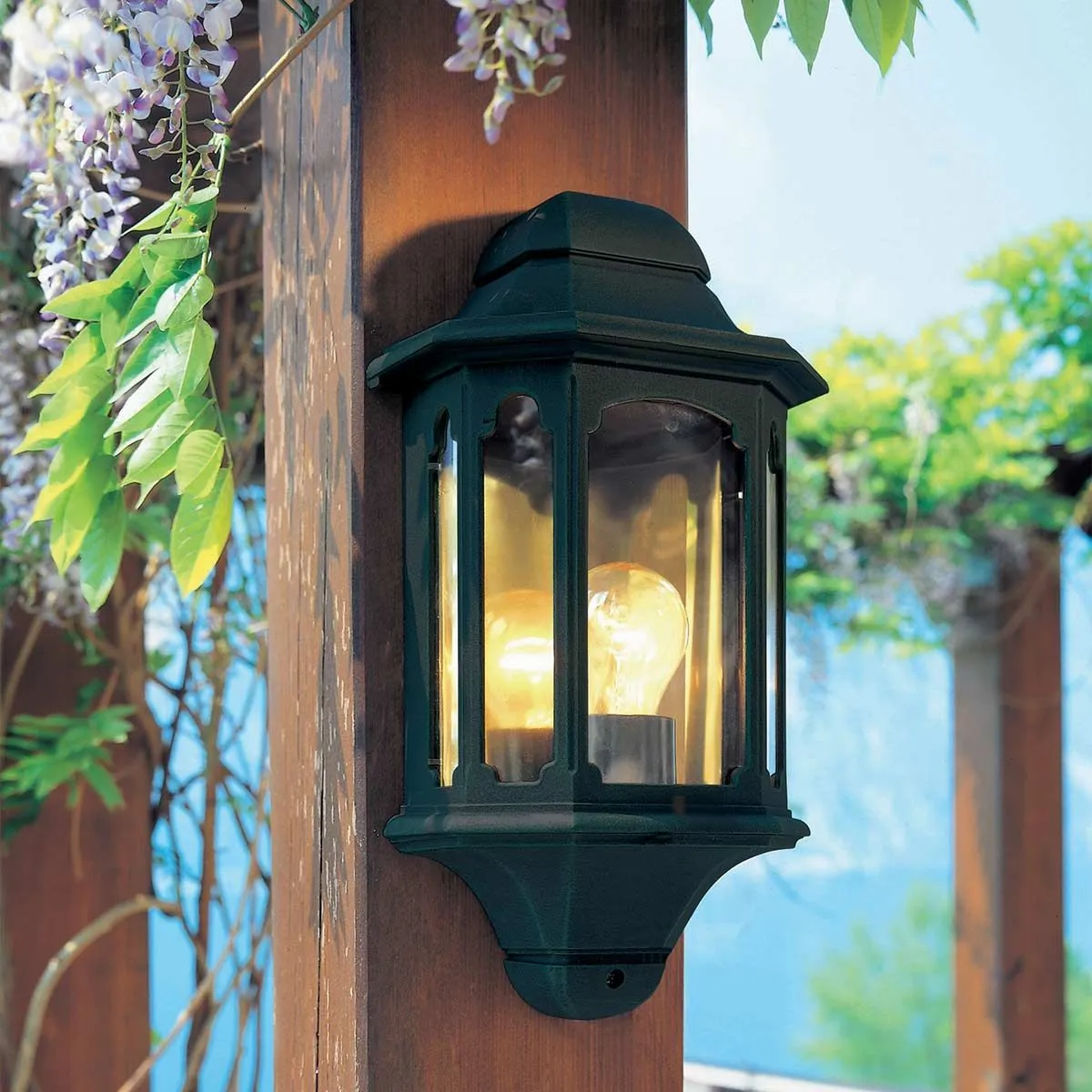 Chapel 1 Light Half Lantern | Black