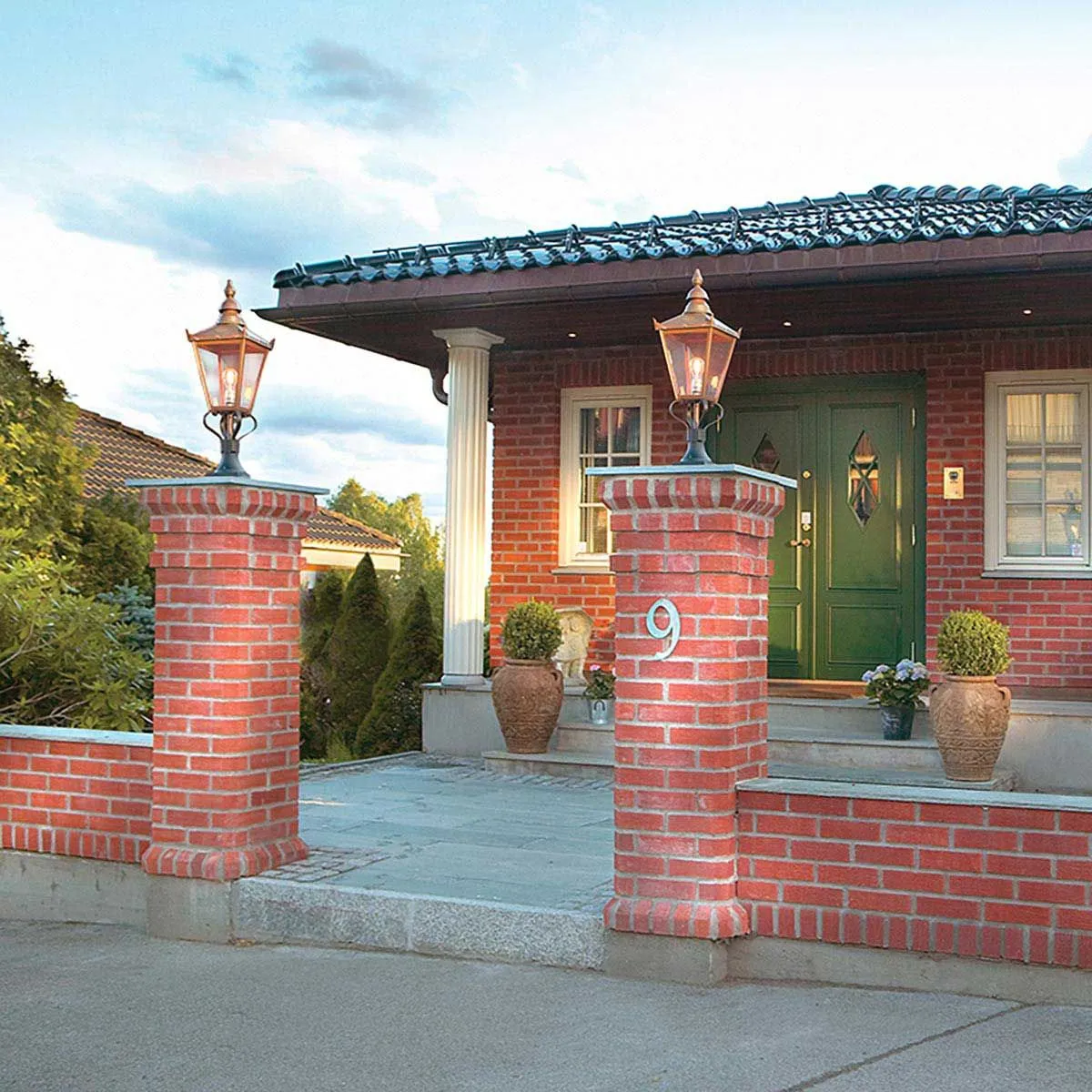 Chelsea 1 Light Pedestal Lantern | Copper