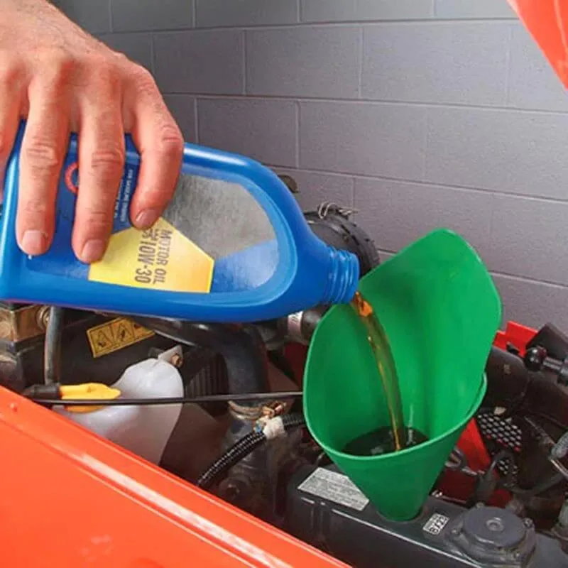Flexible Oil Funnel Draining Tool - FlexDrain™