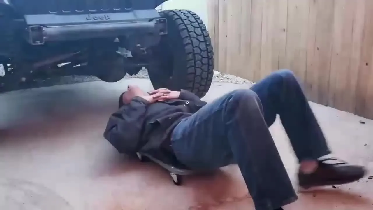Foldable Z-Shaped Car Repair Creeper Seat