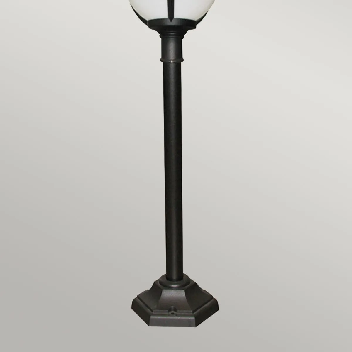 Glenbeigh 1 Light Pillar Lantern | Black