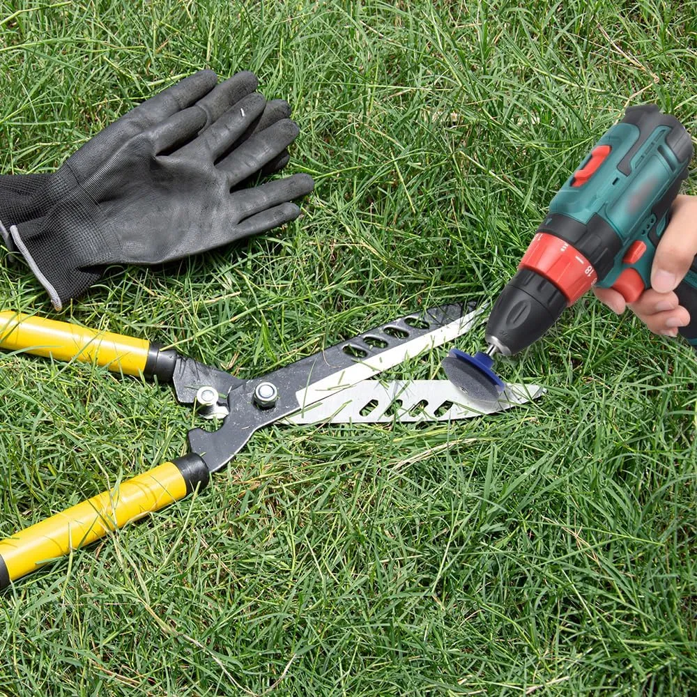 Lawn Mower Blade Sharpener Tool, Lawnmower Dull Blade Sharpener Universal Blade Sharpeners for Lawn Mowers, Garden Tool Sharpener Sharpening Stones Lawnmower Blade Sharpener for Drill (A# Black_4PCS)