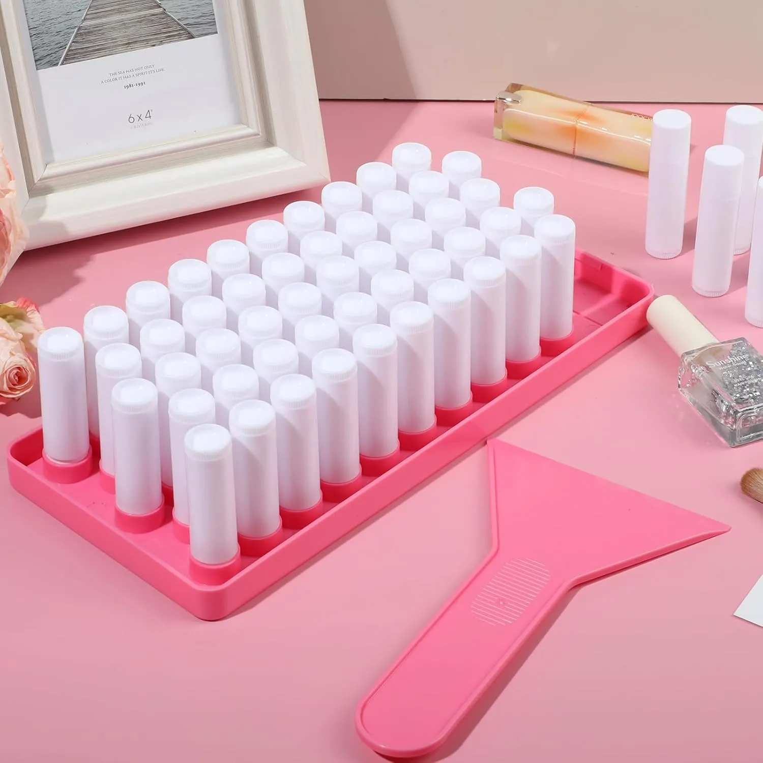 Lip Balm Crafting Kit, 50 Pieces Empty Lipsticks Filling Tubes Mold Handmade Set Pallet with Scraper, Lip Balm Tubes with Filling Tray and Spatula for Women Girl Cosmetics Makeup, Pink