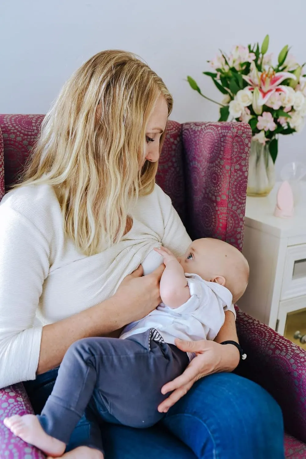 LUMAMA Lactation Massager – Breastfeeding Support Aid for Clogged Ducts, Breastmilk Supply Increase, Milk Flow, Engorgement Relief Quiet Breast Massage Machine for Nursing Moms