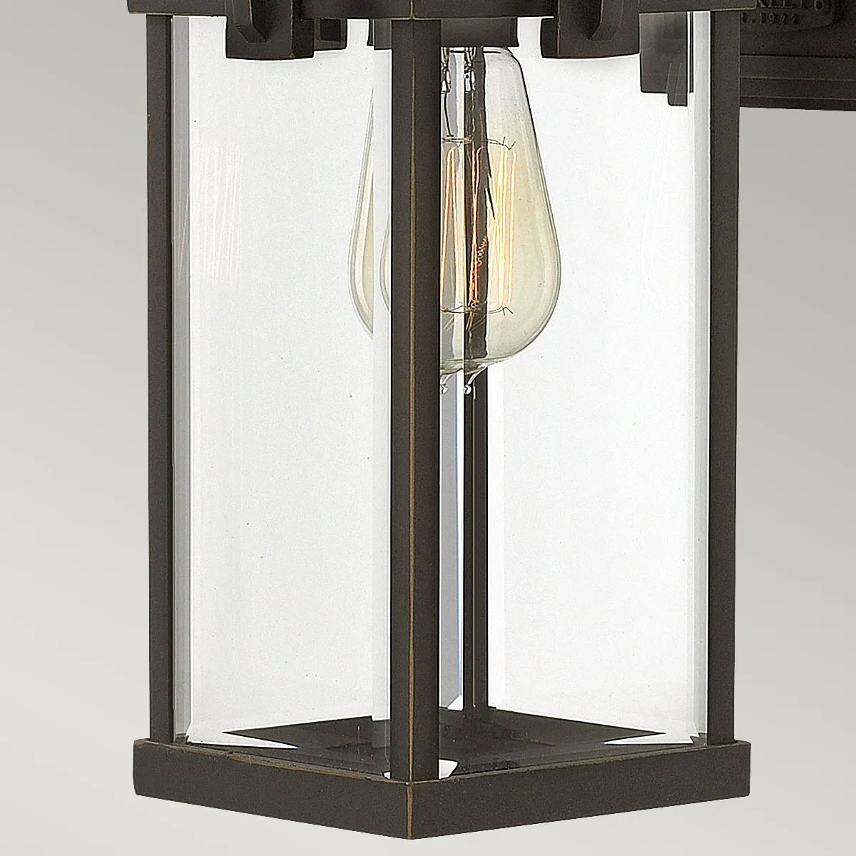 Manhattan 1 Light Medium Wall Lantern | Oil Rubbed Bronze