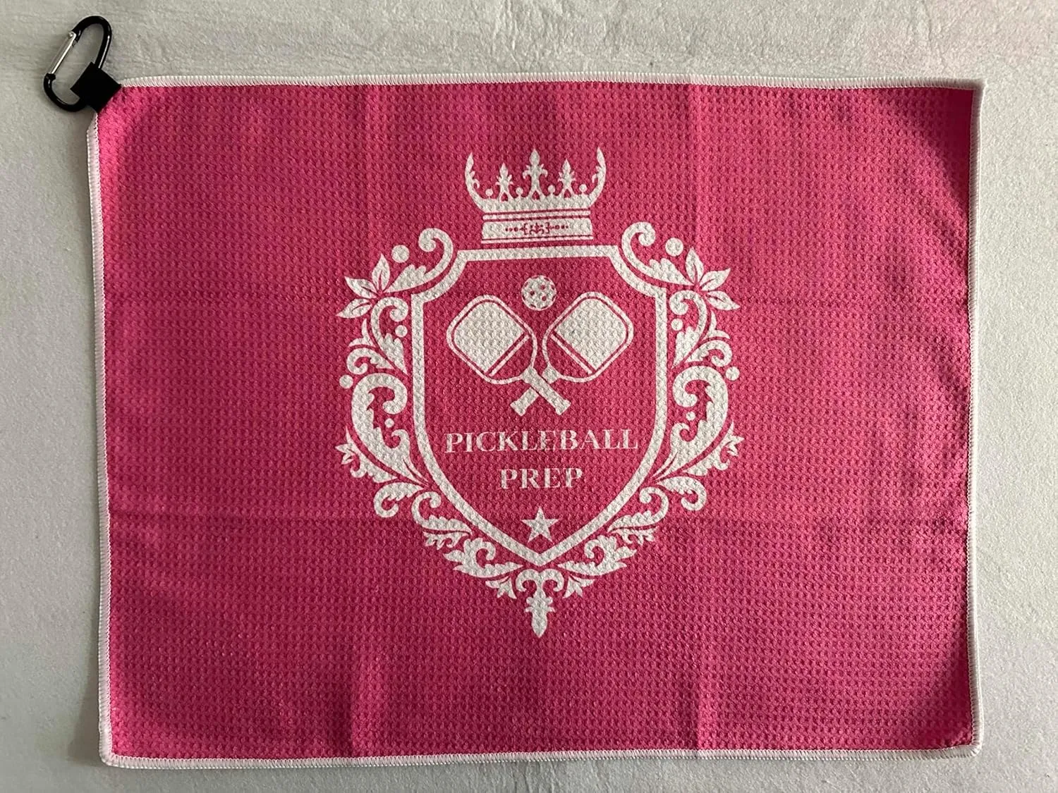 Microfiber Towel with Carabiner Hook - Multipurpose Athletic Towel for Tennis, Golf, Yoga & More - (Pink)