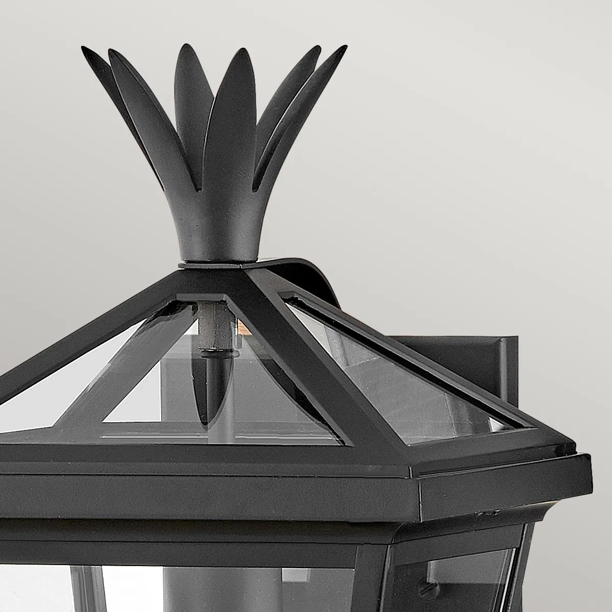 Palma 1lt Small Wall Lantern | Black
