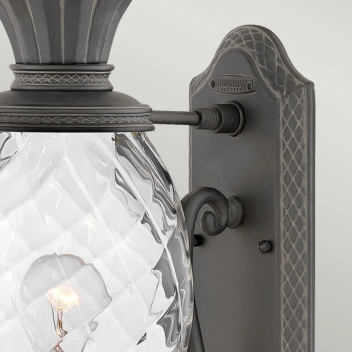 Plantation 1lt Medium Wall Lantern | Museum Black
