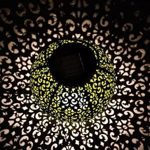 Solar Lantern Light Outdoor Hanging Garden Lights Metal Lamp for Patio Outside or Table