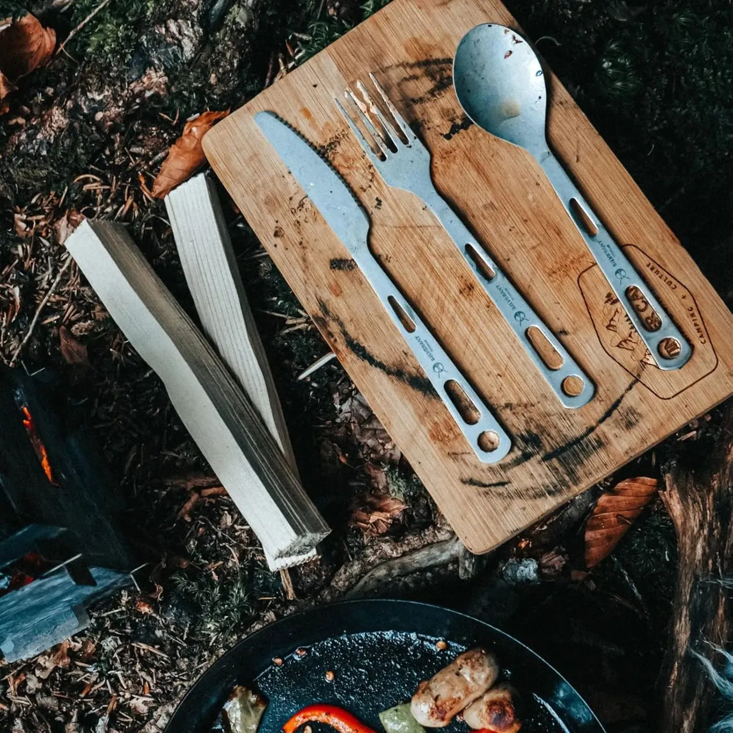 Titanium 3 Piece Cutlery Set, Extra Strong Ultra-Lightweight Durable Knife Fork & Spoon Tableware for Outdoor Camping & Hiking, Comes with Drawstring Bag & Titanium Carabiner