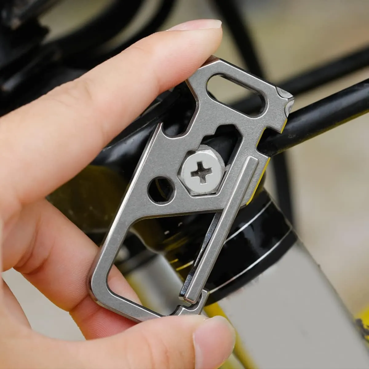 Titanium Carabiner Clip,Carabiner for Keys,Multifunctional Keychain with Keyring,Backpack Accessory,EDC Mens Keychain,Cool Gadget for Daily Use